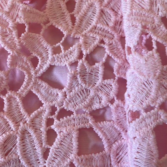 ASTR lace midi dress - Picture 3 of 4